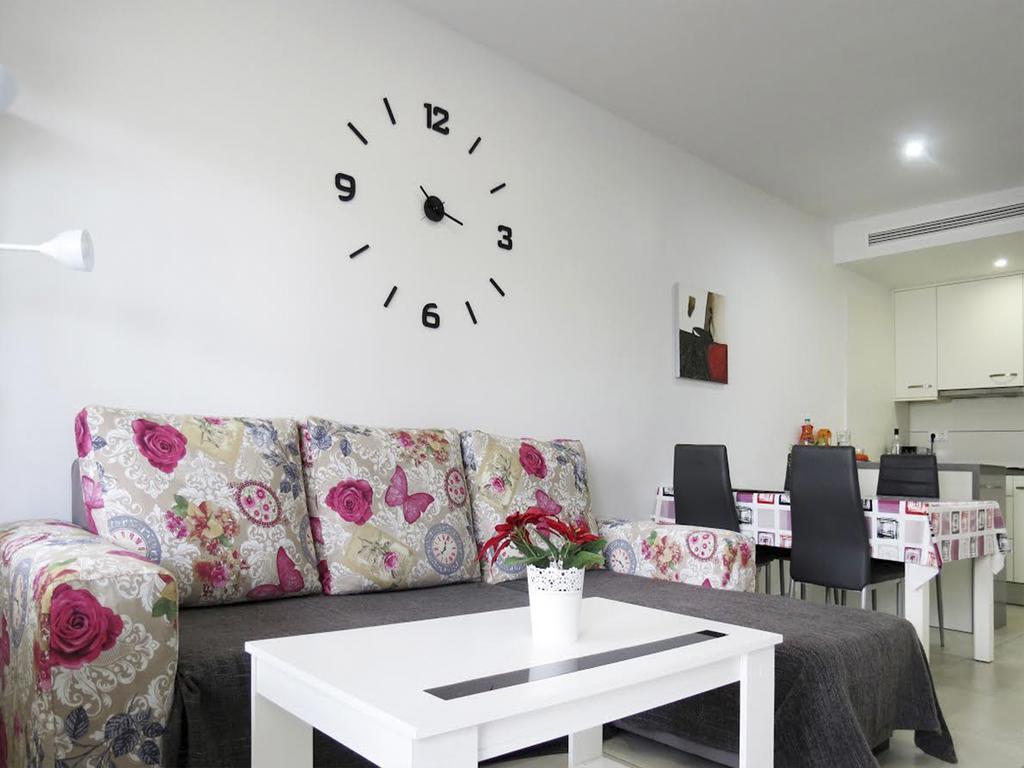 Vista Bella Apartment Torrevieja Bagian luar foto