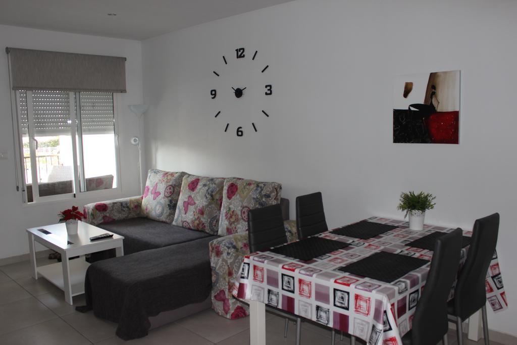 Vista Bella Apartment Torrevieja Bagian luar foto